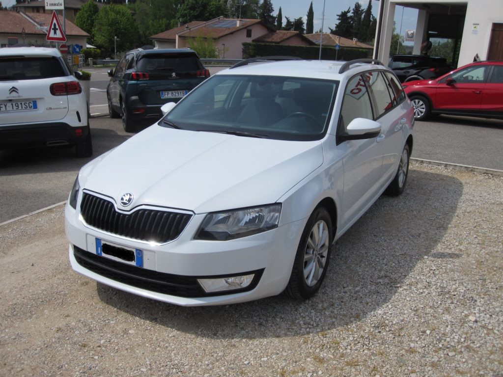 Skoda Octavia  2.0 TDI CR 4×4 Wagon Executive