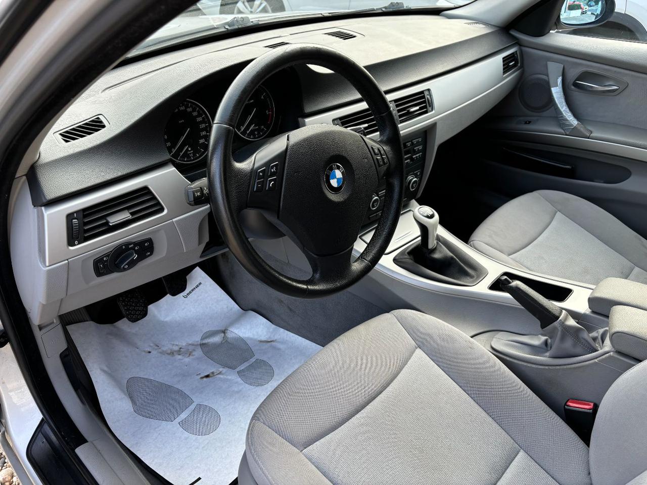 BMW 320  d cat Touring Attiva