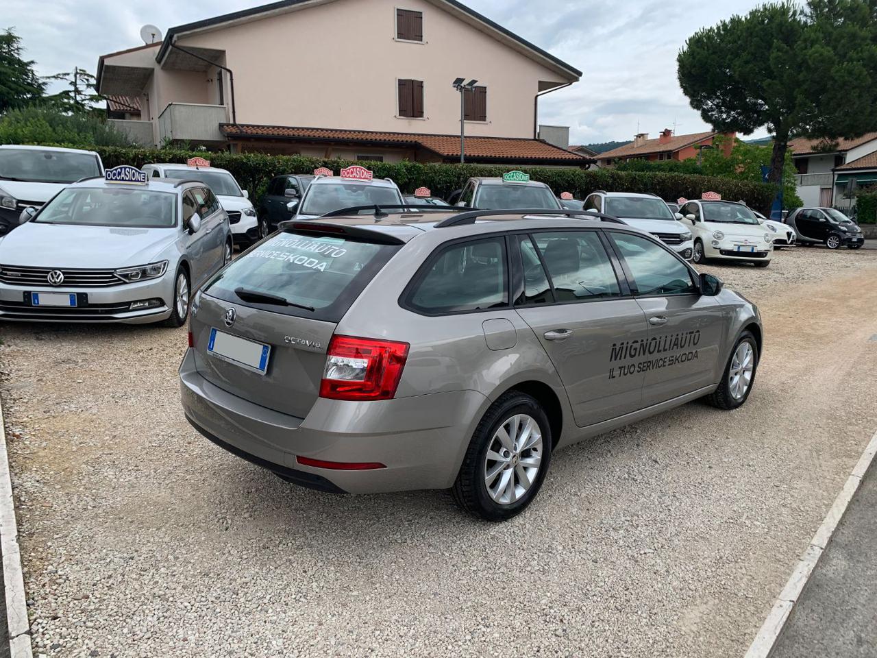 Skoda Octavia  2.0 TDI CR DSG Wagon Executive