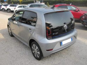 Volkswagen e-up!  82 CV NEOPATENTATI