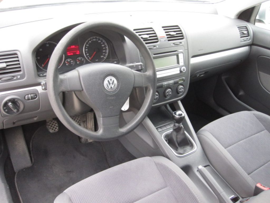 Volkswagen Golf  Var. 2.0 TDI DPF Comfortline