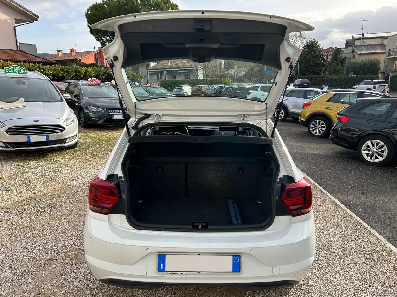 Volkswagen Polo  1.0 TGI Comfortline NEOPATENTATI