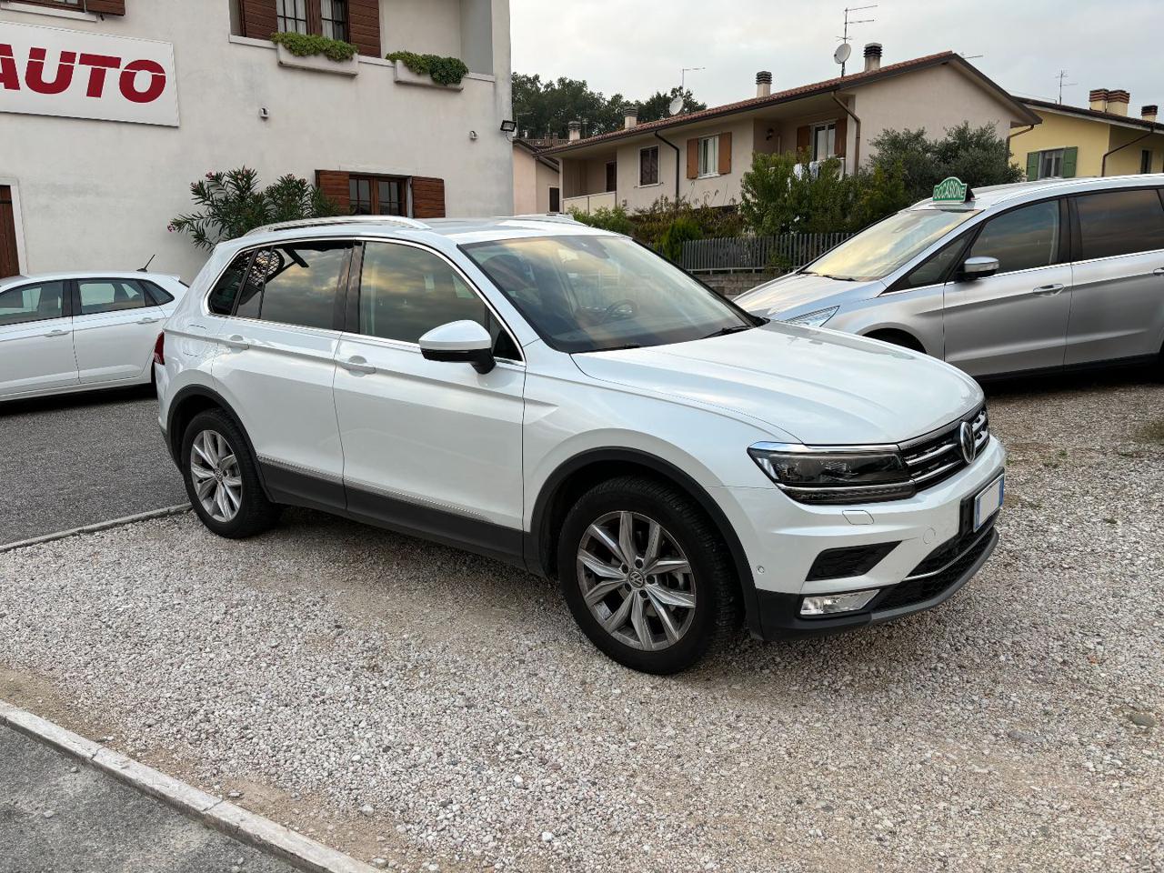 Volkswagen Tiguan  2.0 TDI SCR 4MOTION Executive BlueMotion Technolog