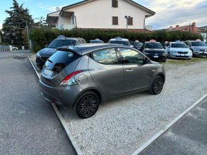 Lancia Ypsilon  1.2 5 porte GPL Ecochic NEOPATENTATI