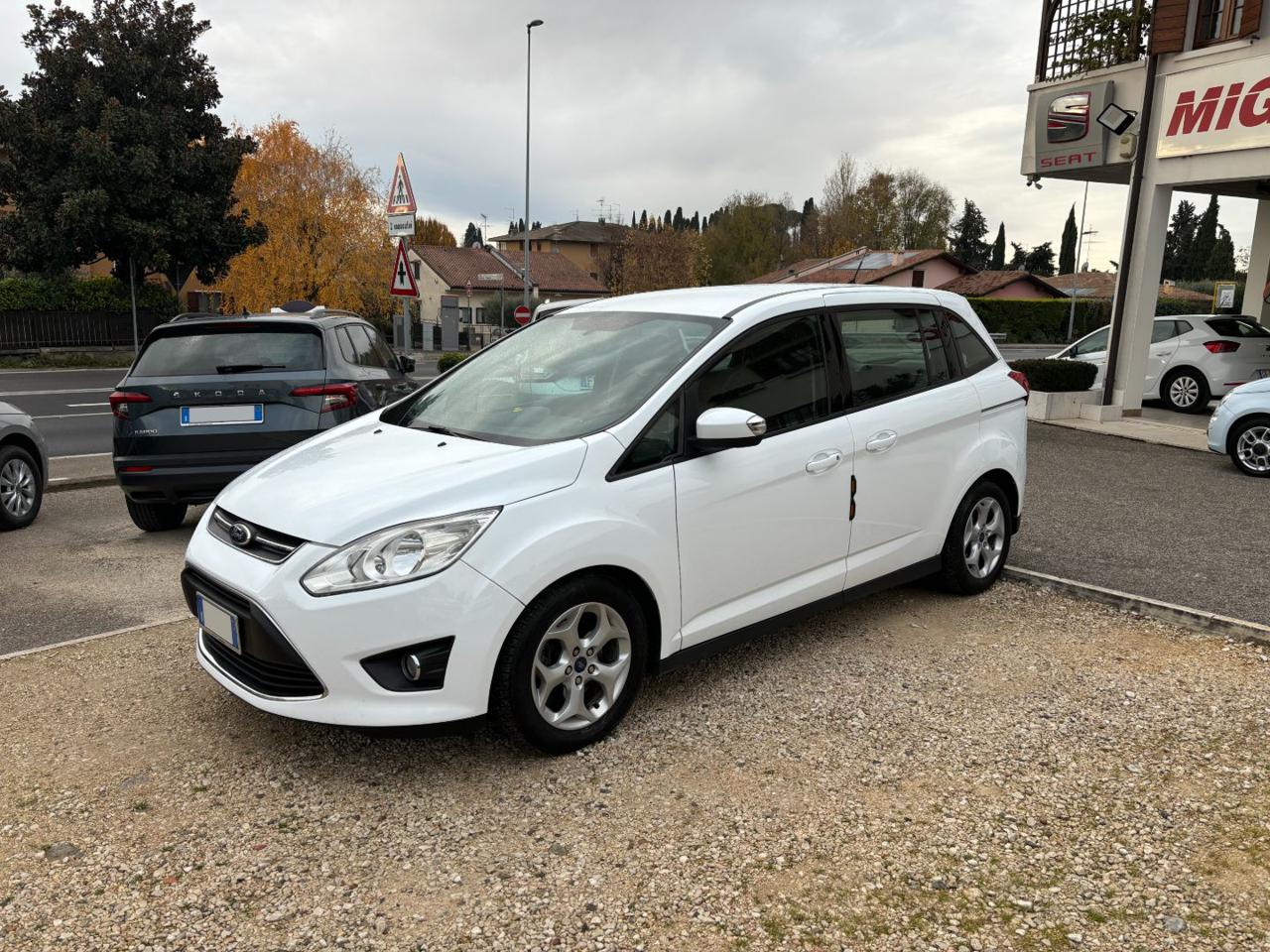 Ford C-Max  1.6 TDCi 115CV Plus 7 POSTI NEOPATENTATI