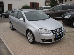 Volkswagen Golf  Var. 2.0 TDI DPF Comfortline