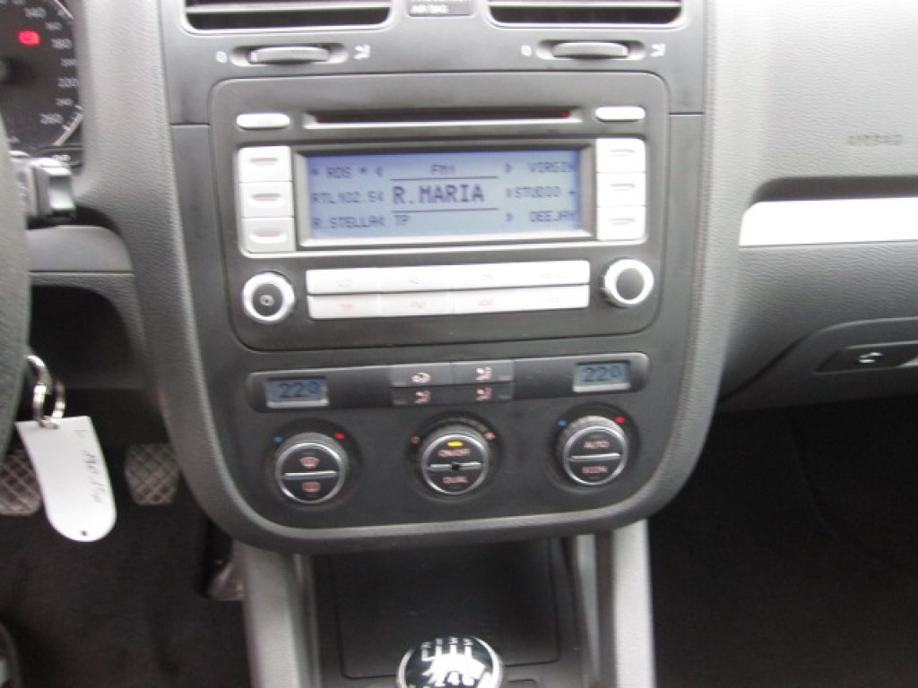 Volkswagen Golf  Var. 2.0 TDI DPF Comfortline