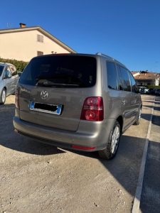 Volkswagen Touran  2.0 TDI DPF DSG Highline NEOPATENTATI