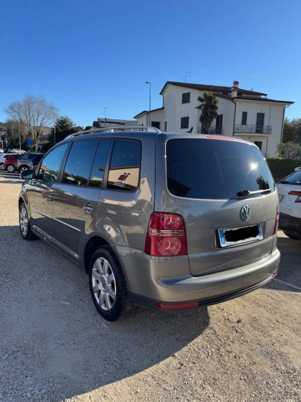 Volkswagen Touran  2.0 TDI DPF DSG Highline NEOPATENTATI