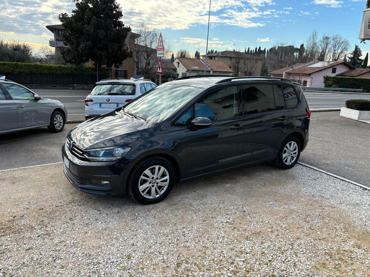 Volkswagen Touran  2.0 TDI 115 CV DSG Business BMT NEOPATENTATI