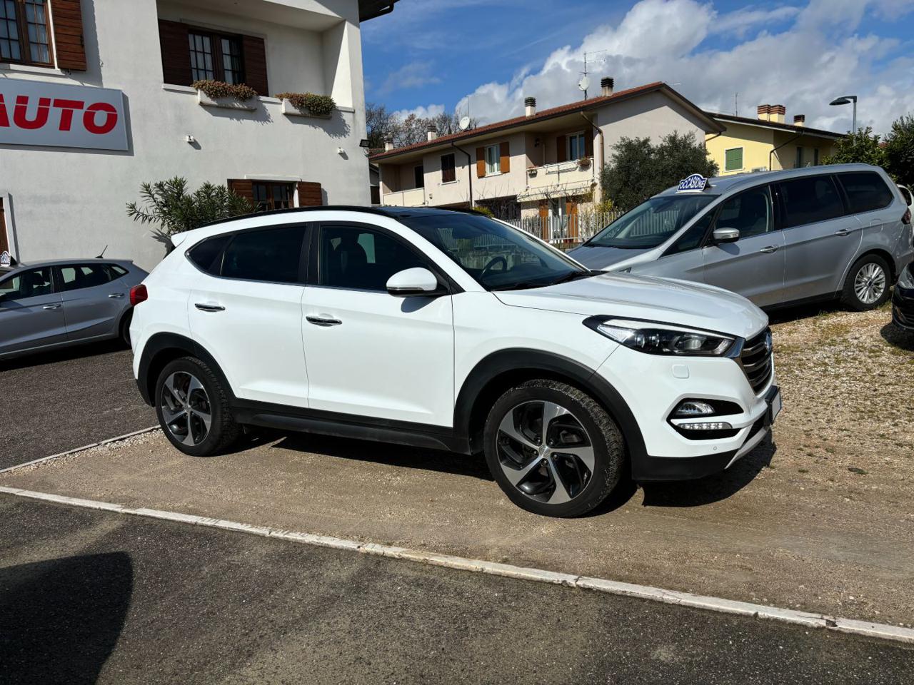 Hyundai TUCSON  1.7 CRDi DCT XPossible