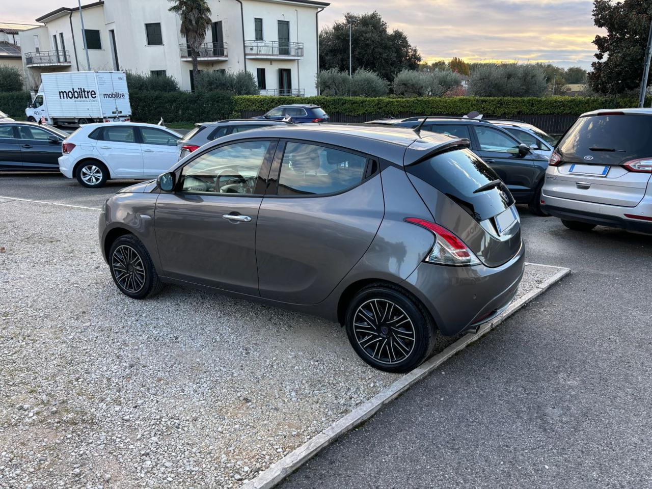 Lancia Ypsilon  1.2 5 porte GPL Ecochic NEOPATENTATI