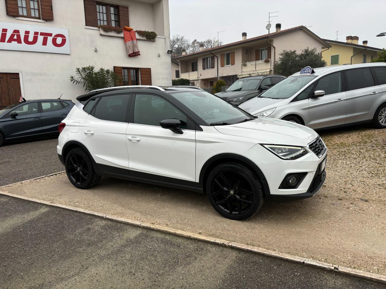 SEAT Arona  1.0 TGI FR NEOPATENTATI