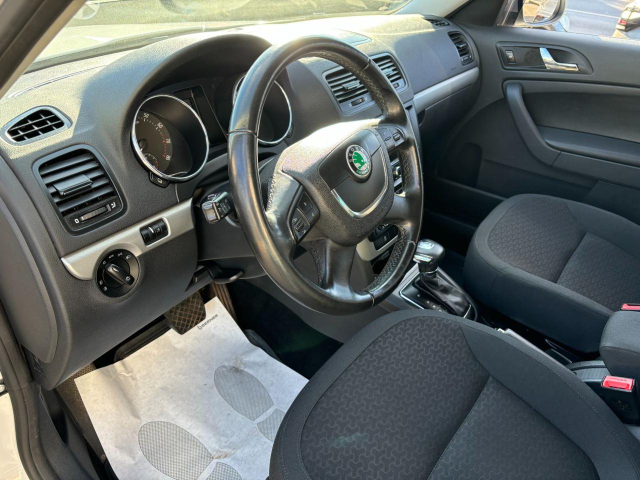 Skoda Yeti  1.2 TSI DSG Elegance NEOPATENTATI