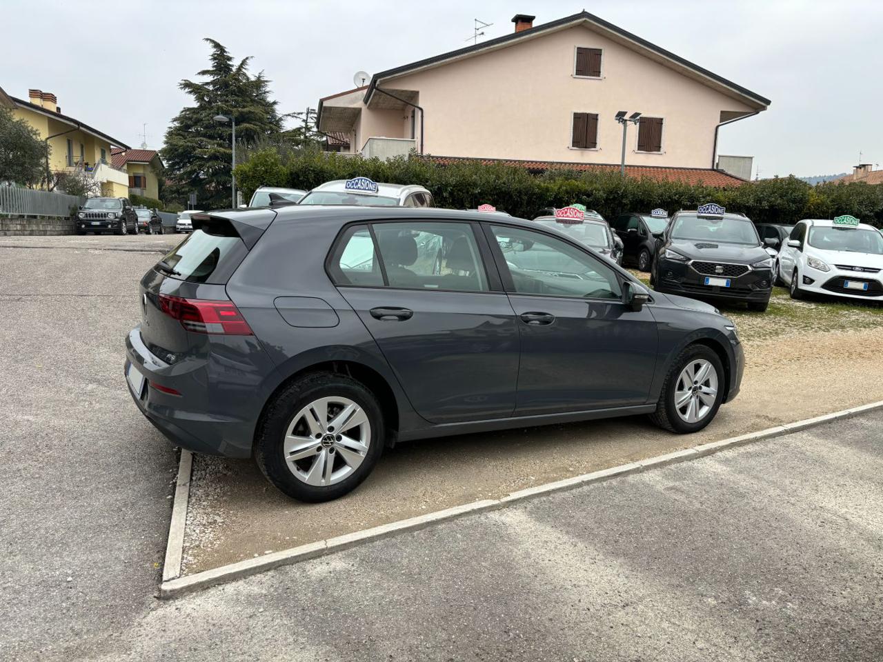 Volkswagen Golf  1.0 eTSI EVO DSG Life NEOPATENTATI